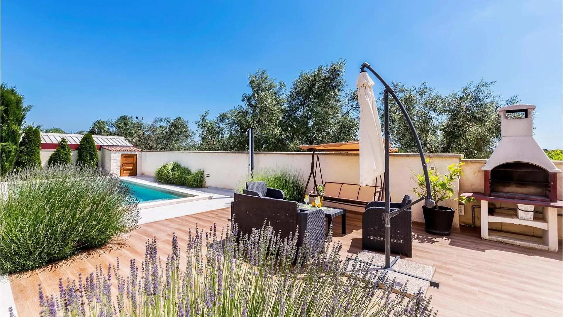 Holiday home 3 Bedroom Nice Home In Liznjan