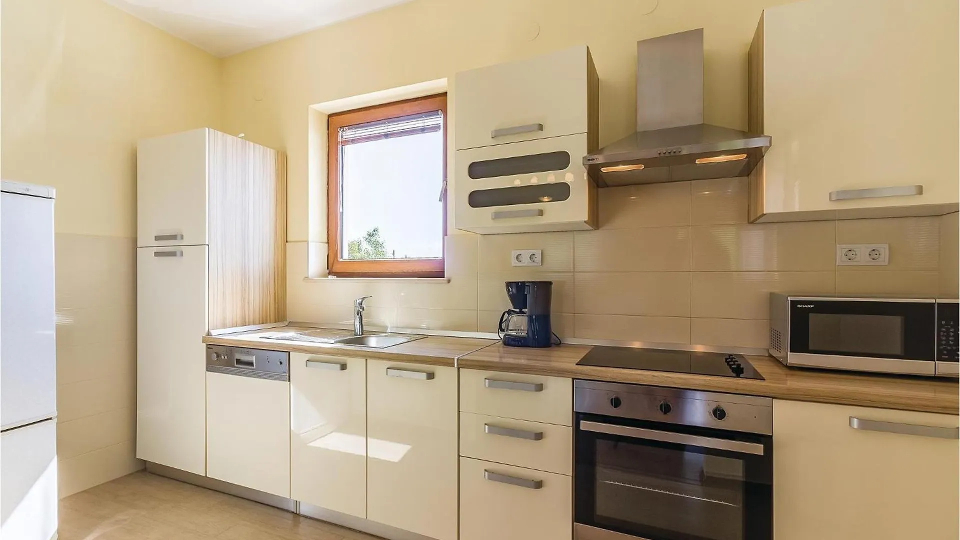 3 Bedroom Nice Home In Liznjan 0*,  Croatia