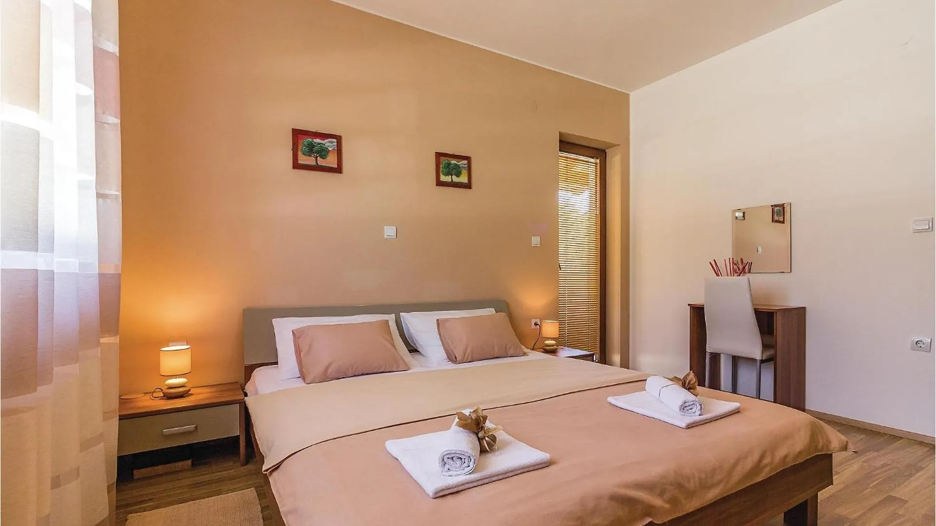 3 Bedroom Nice Home In Liznjan Croatia