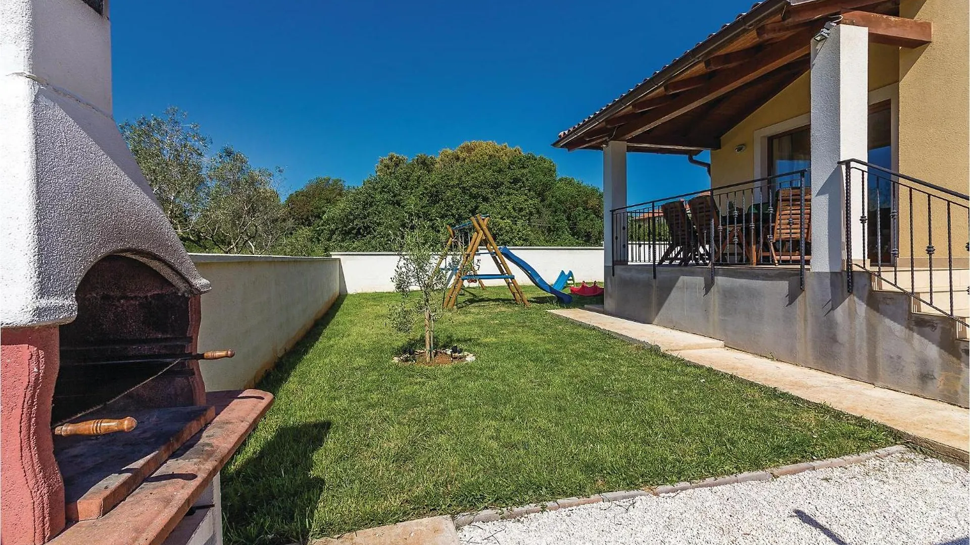 Holiday home 3 Bedroom Nice Home In Liznjan Croatia