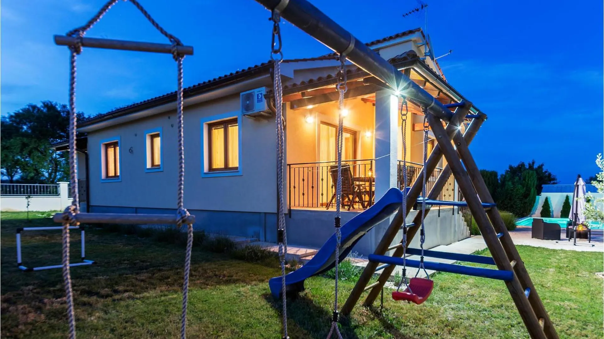 Holiday home 3 Bedroom Nice Home In Liznjan